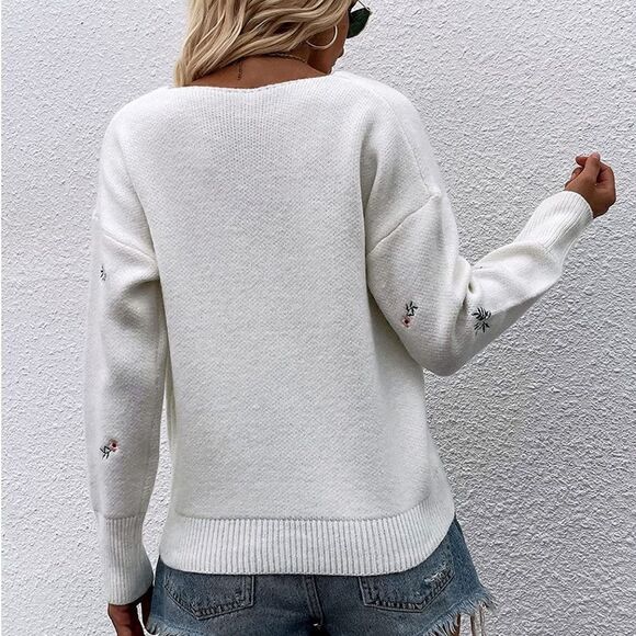 New White V Neck Embroidered Ribbed Knit Pullover Sweater - Picture 4 of 13